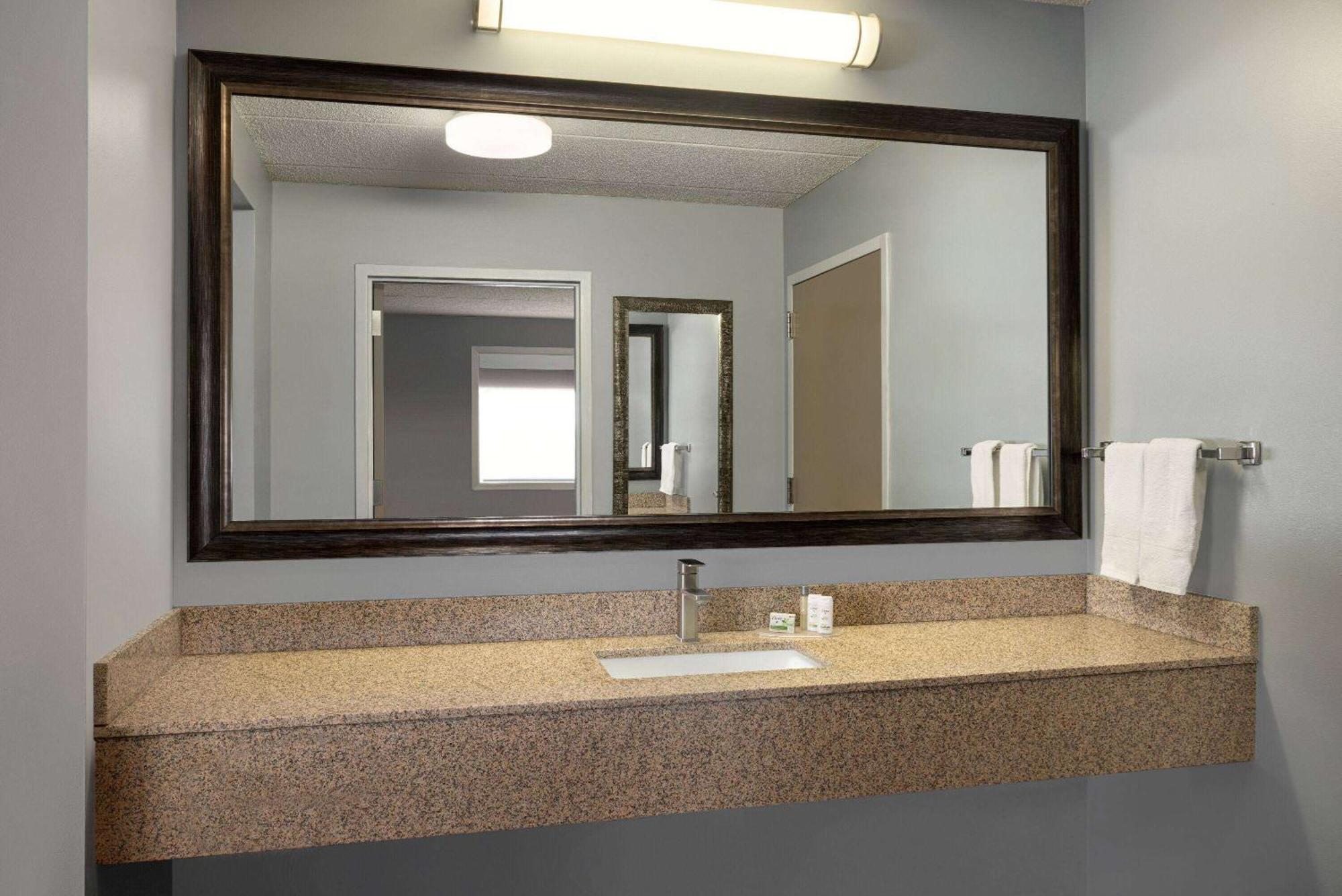 Americinn By Wyndham Inver Grove Heights Minneapolis Exterior photo